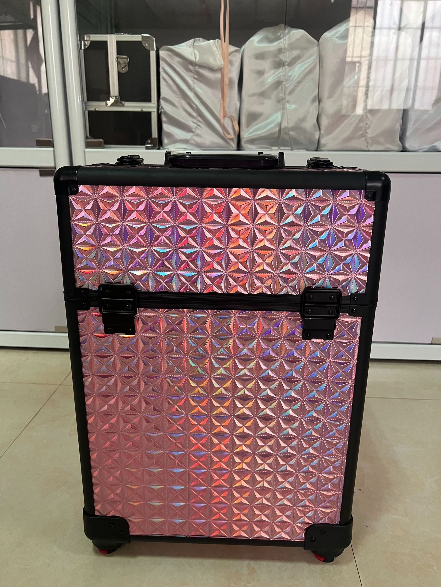 Large Capacity Water Cube Aluminum Alloy Cosmetic Cases