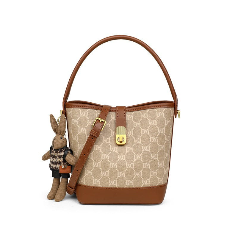 Women's Cool Summer High-grade Hand-held Commuter Crossbody Bags