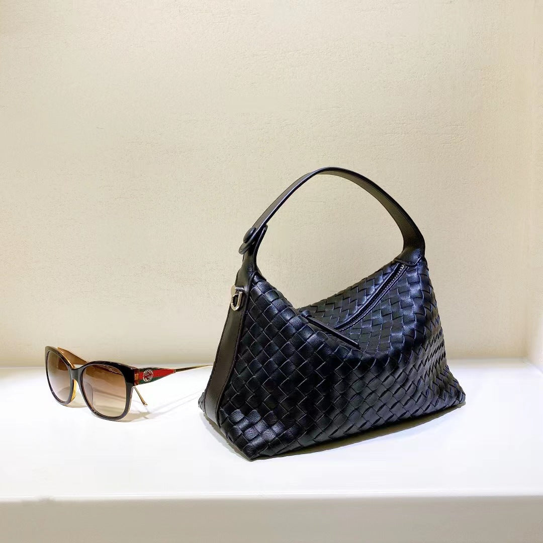 Women's Handmade Genuine Leather Woven Underarm Chain Crossbody Bags