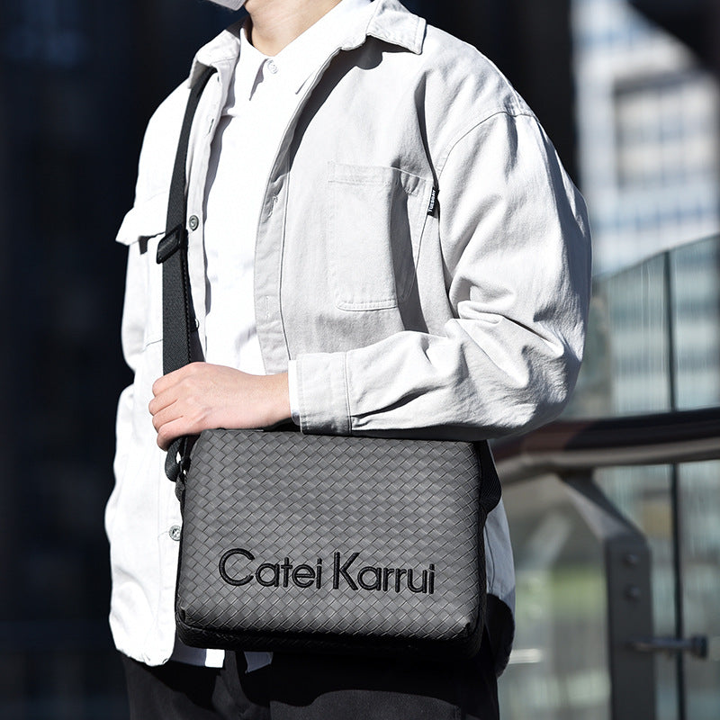 Men's Traveling Large Capacity Waterproof Hard-wearing Portable Men's Messenger Bags