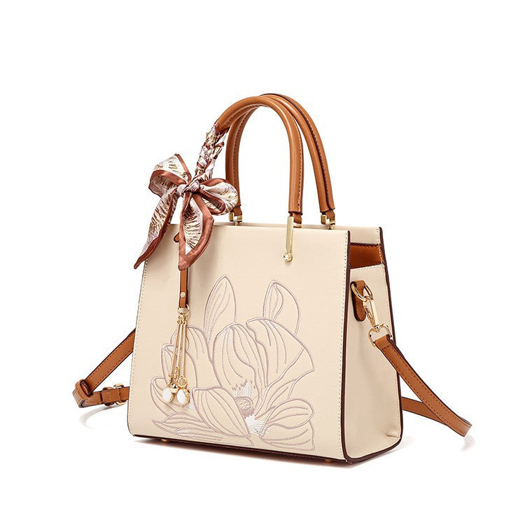 Mother's Elegant Banquet Large Capacity Thorn Handbags