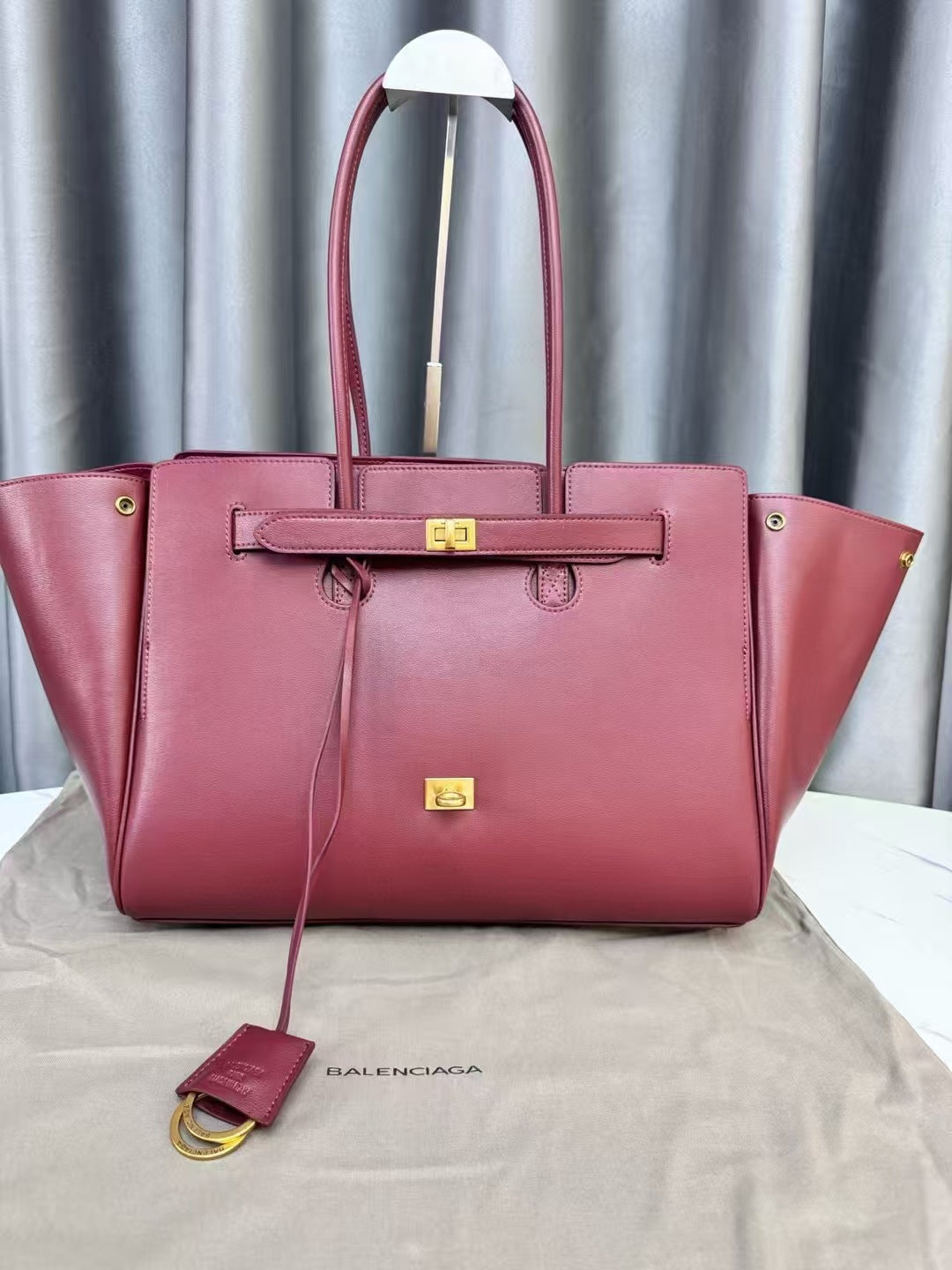 Popular Cowhide Fashionable Loose Feeling Big Tote Bags