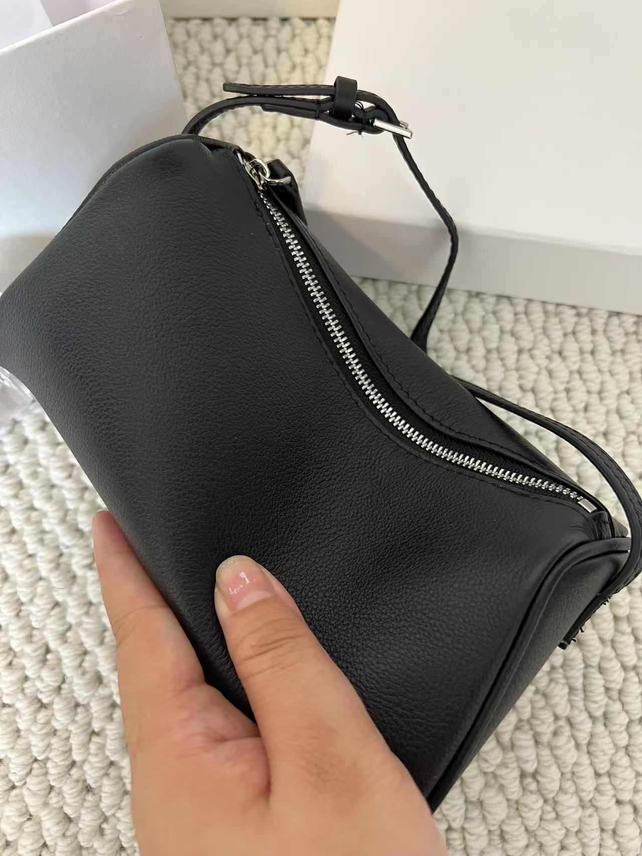 Sheepskin Leather Pen Suede Underarm Genuine Handbags