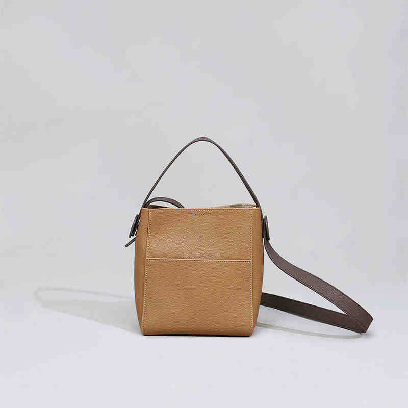 Women's Layer Cowhide Portable Lychee Pattern Commuter Versatile Shoulder Bags