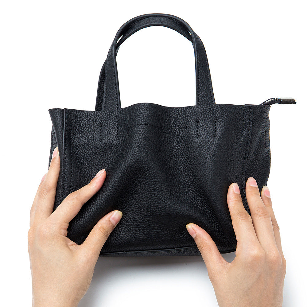 Women's Cool Charming Leather High-grade Fashion Crossbody Bags