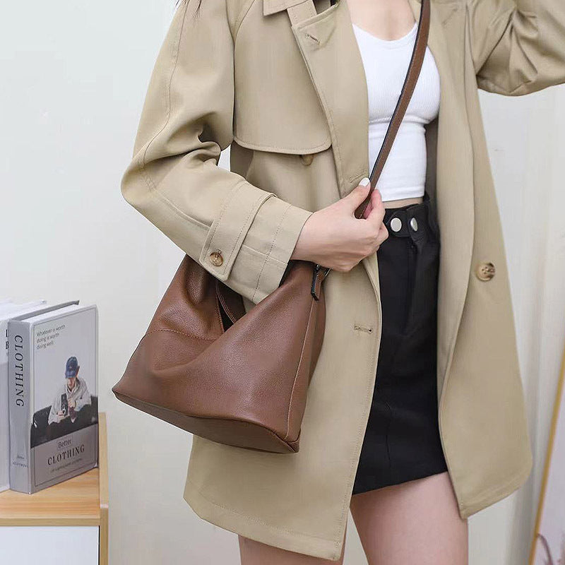Women's First Layer Cowhide Underarm Fashion Authentic Armpit Bags