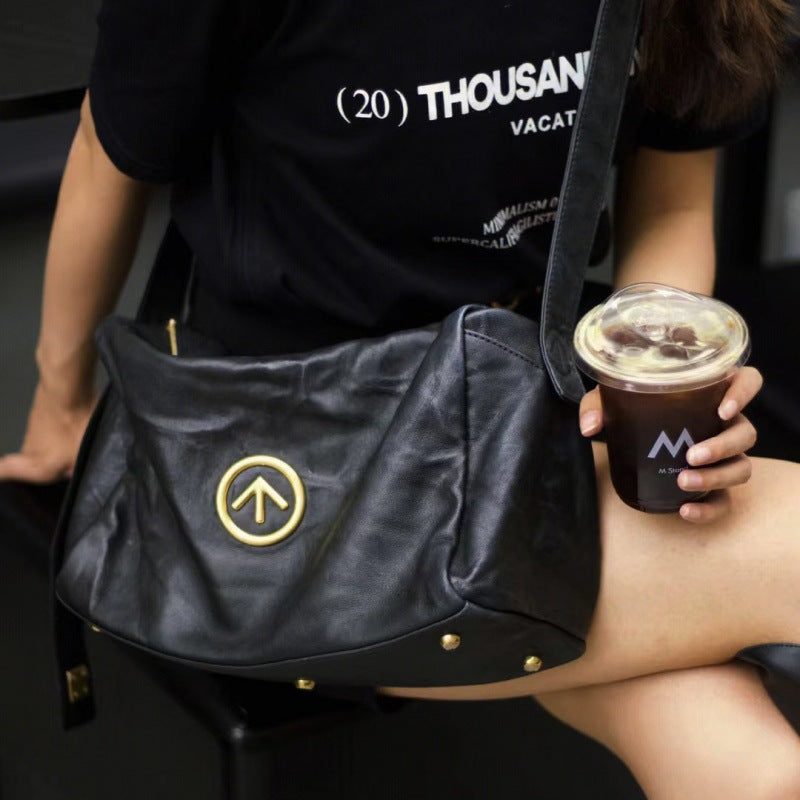 Street Sexless Black Stone Pleated Leather Crossbody Bags