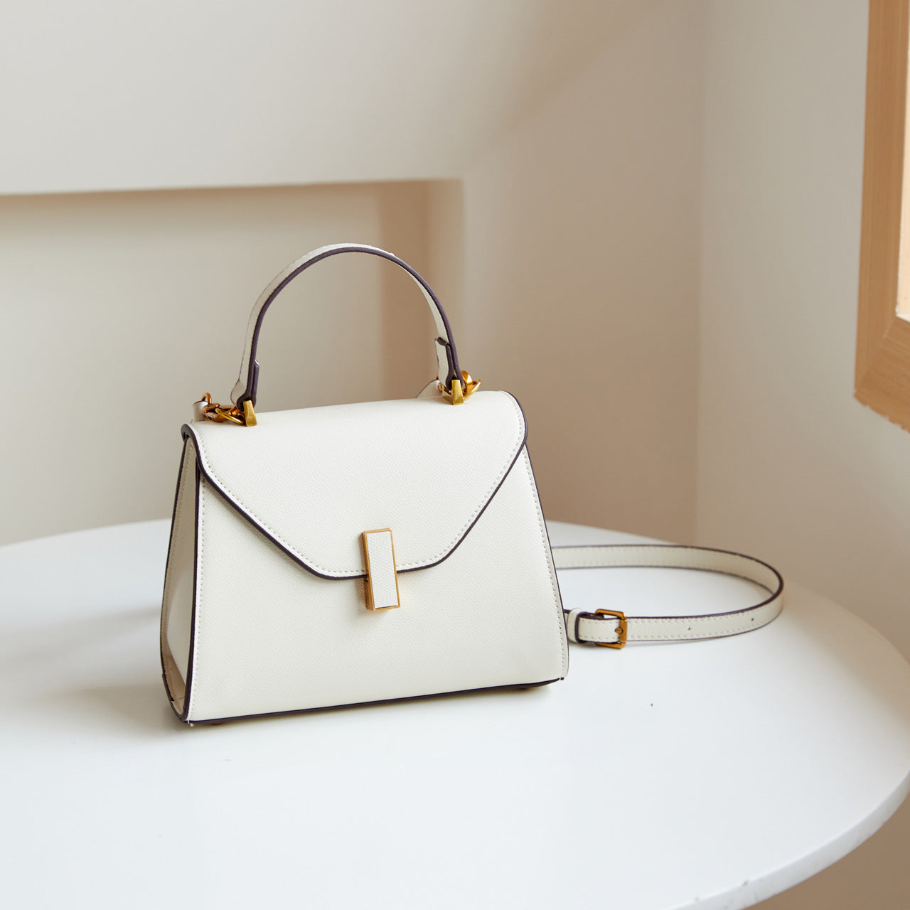 Women's Kelly Design Fashion Simple Latch Portable Small Square Bags