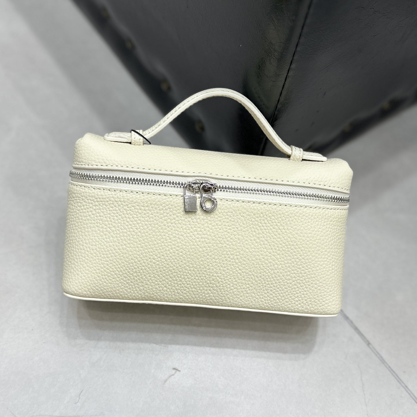 Women's Leather Commuter Motorcycle Retro Advanced Texture Shoulder Bags