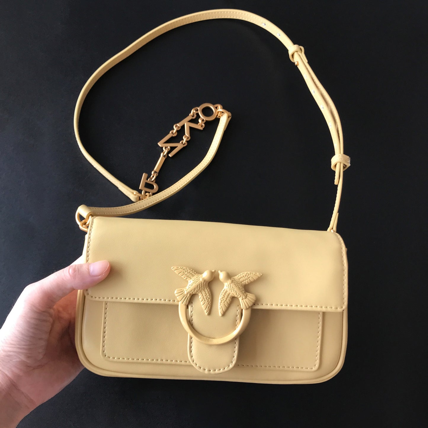 Women's Mini Swallow Sheepskin Chain Wine God Shoulder Bags