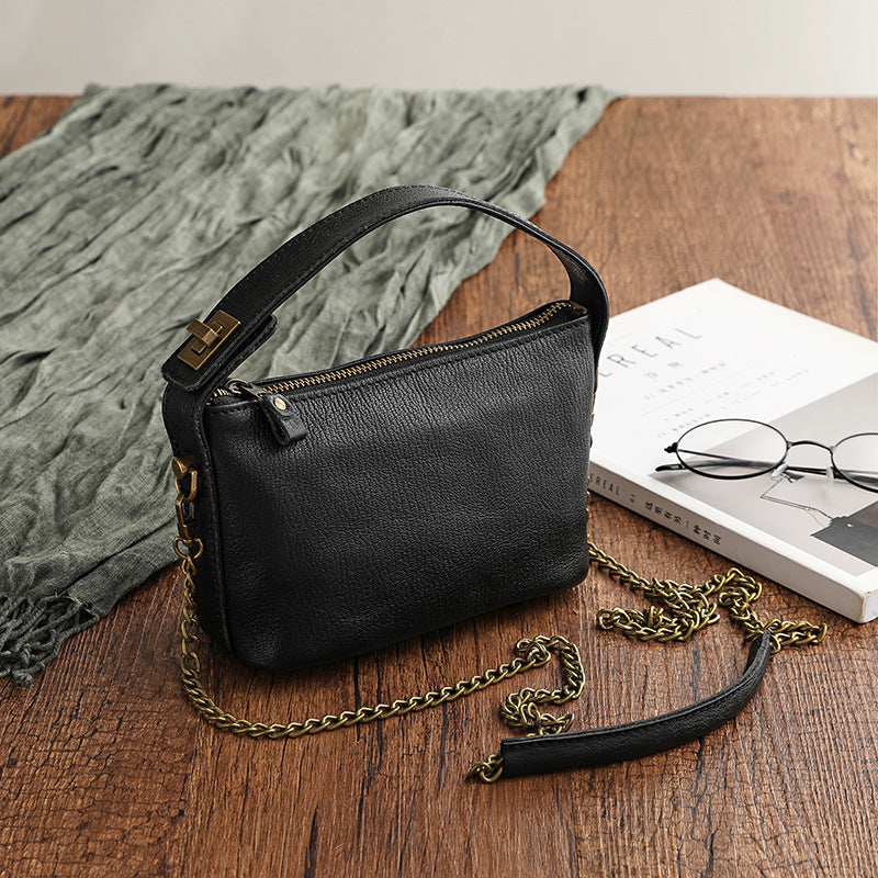 Women's Hand Twist Soft Vegetable Tanned Retro Crossbody Bags
