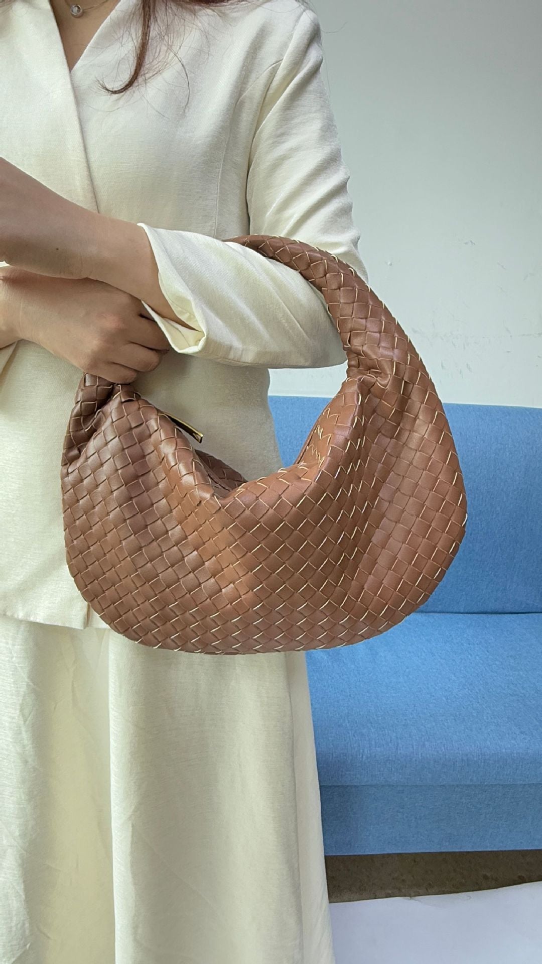Women's High-grade Woven Stylish Underarm Large Capacity Tote Bags