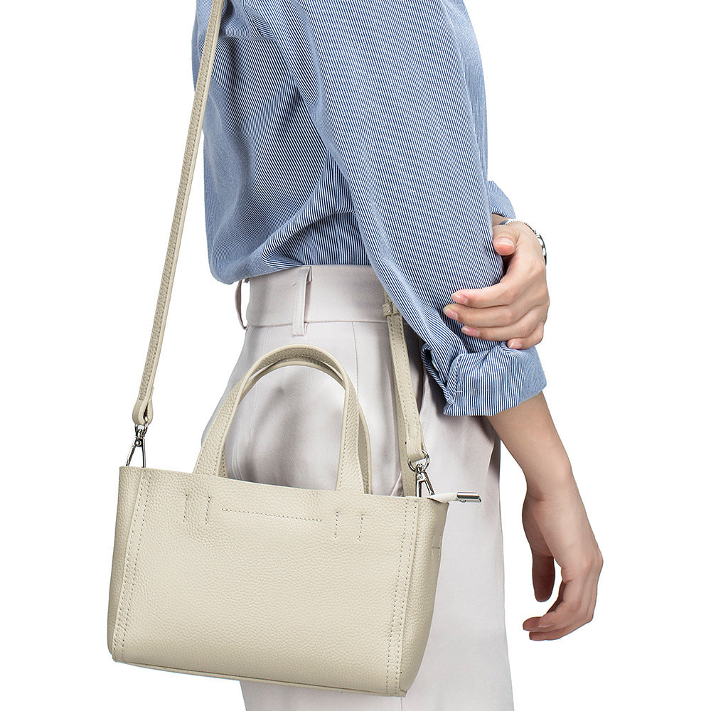Women's Cool Charming Leather High-grade Fashion Crossbody Bags