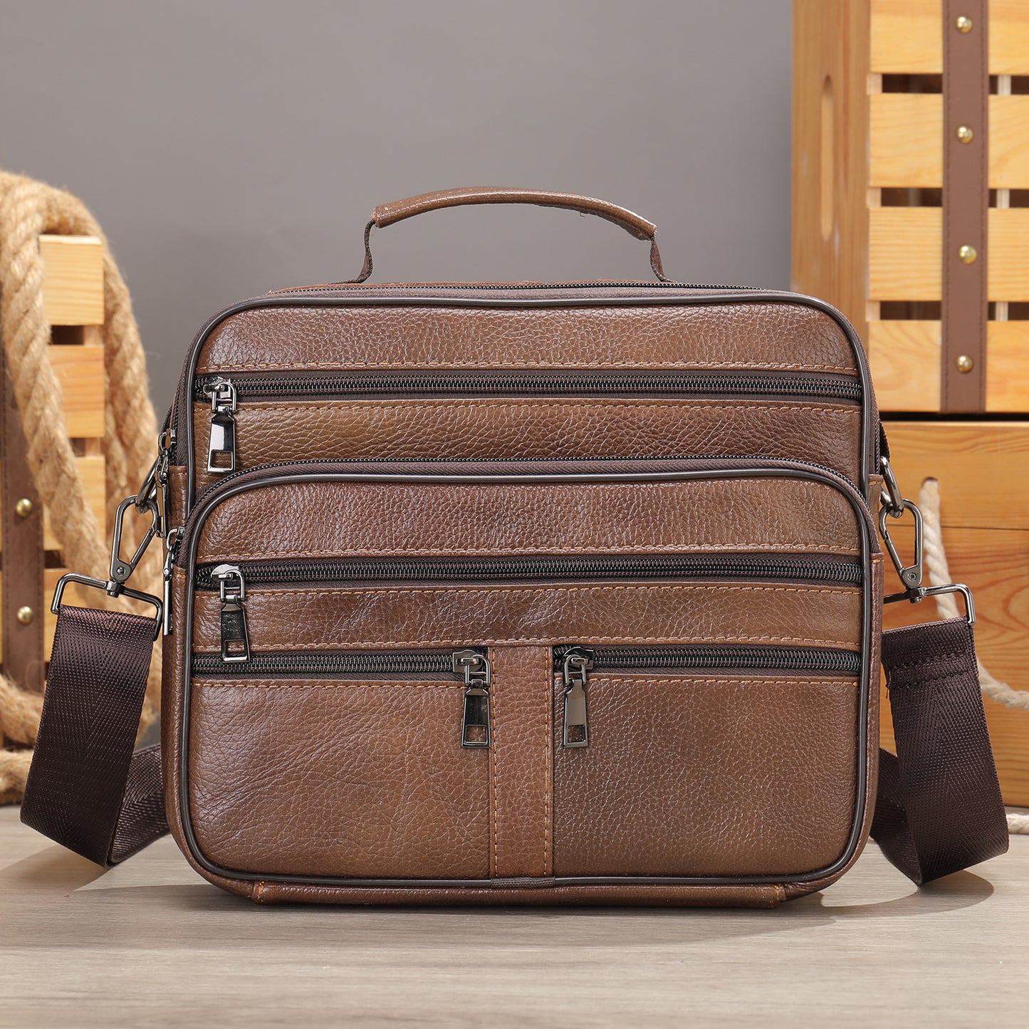 Men's Comfortable Attractive Glamorous High-grade Leather Men's Messenger Bags