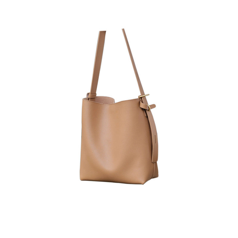Women's Retro Cowhide Versatile Simple Large Capacity Crossbody Bags