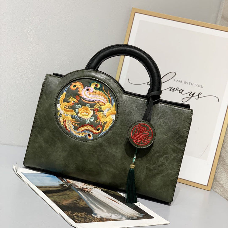 Women's Retro Chinese Style Embroidery With Cheongsam Handbags