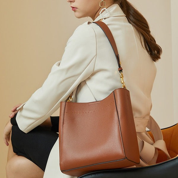 Women's Creative Fashionable Retro Genuine Leather Bucket Bags
