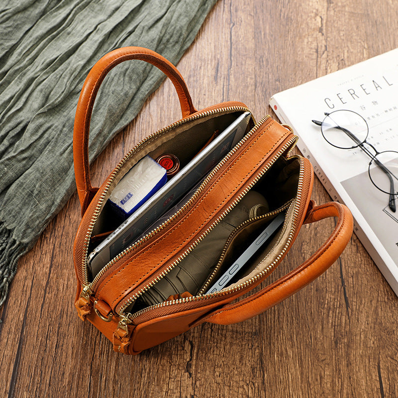 Women's Capacity Vegetable Tanned Cowhide College Niche Crossbody Bags