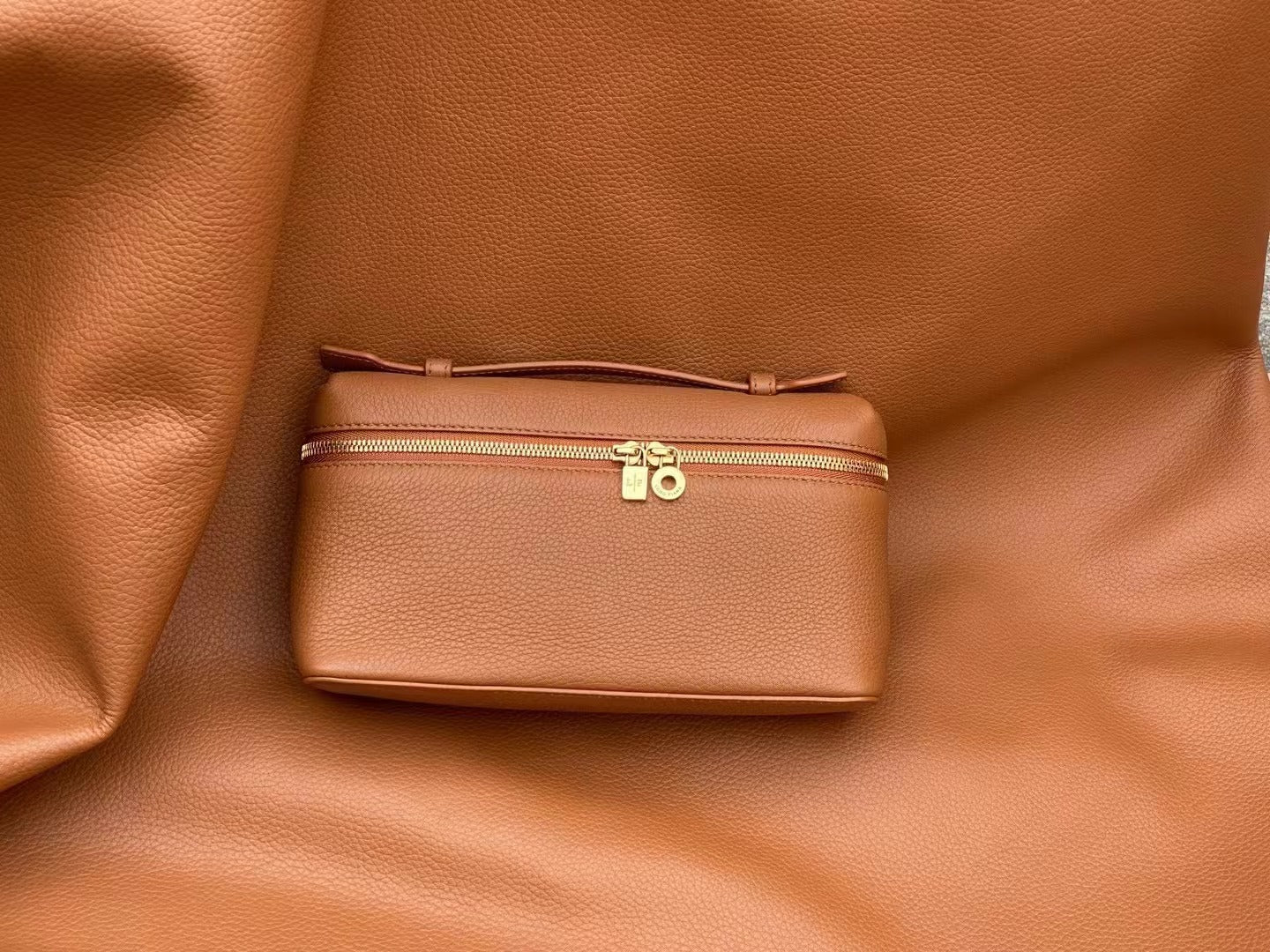 Women's Box First Layer Cowhide Simple Fashion Cosmetic Bags