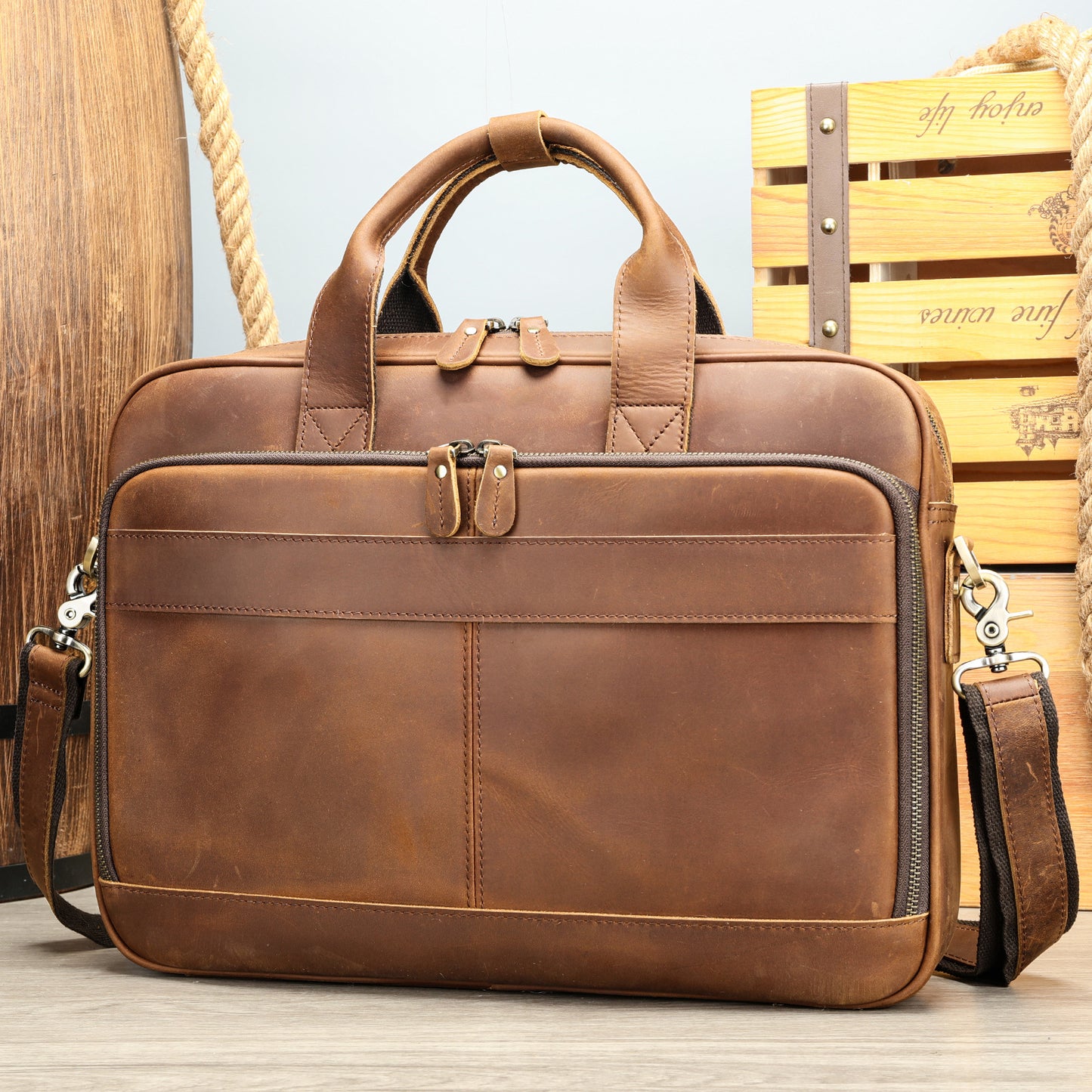Men's Horizontal Large Capacity Portable Computer Cowhide Bags