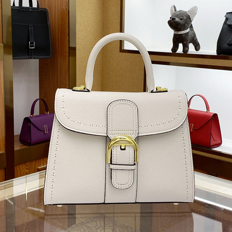 Women's Vachette Clasp Cowhide Leather Kelly Saddle Handbags