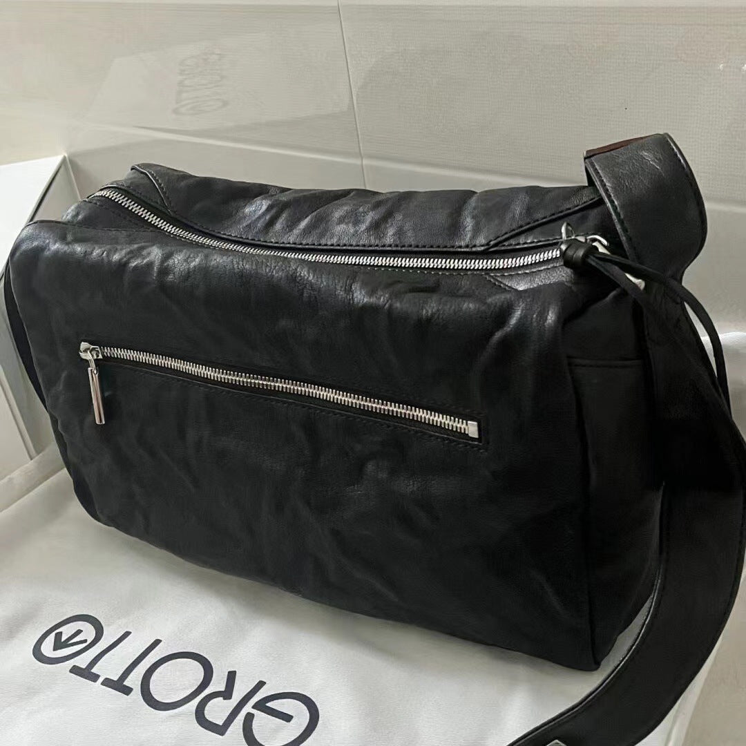 Women's Pleated Pillow Large Capacity Special Interest Shoulder Bags