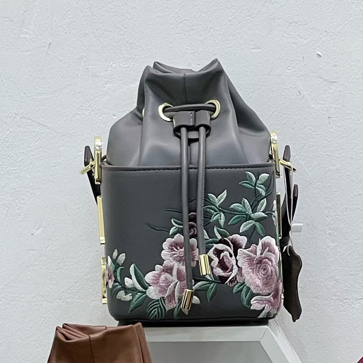 Women's Chinese Aesthetic Retro Style Embroidery With Handbags