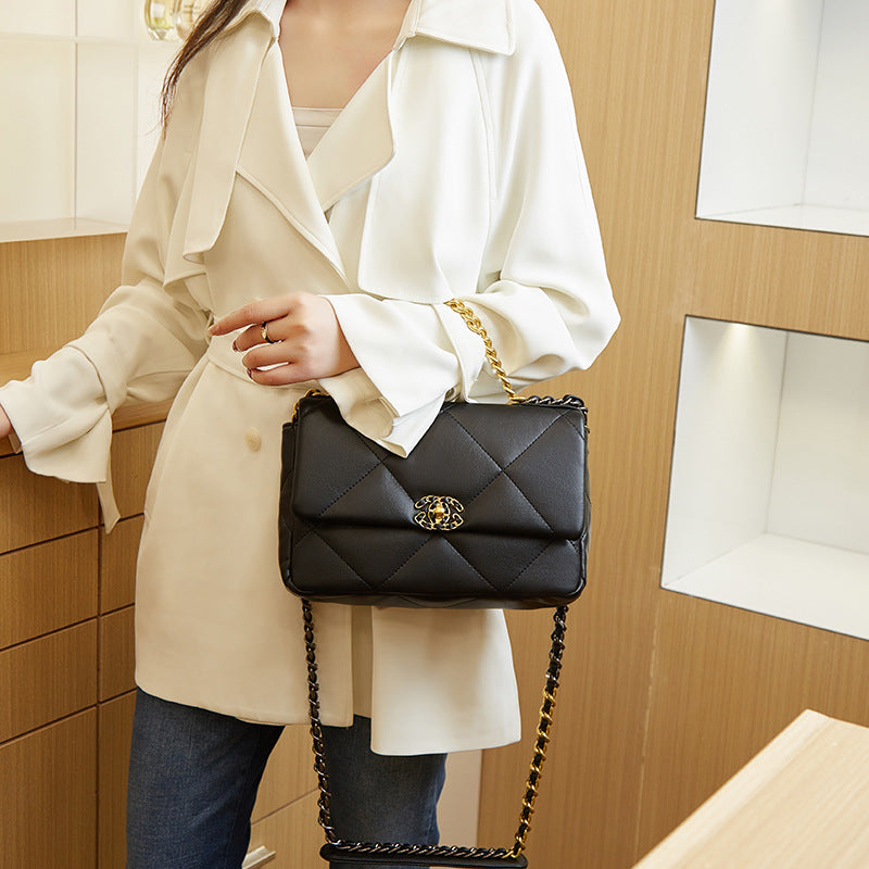 Women's Soft Leather Cloud Classic Style Large Capacity Crossbody Bags