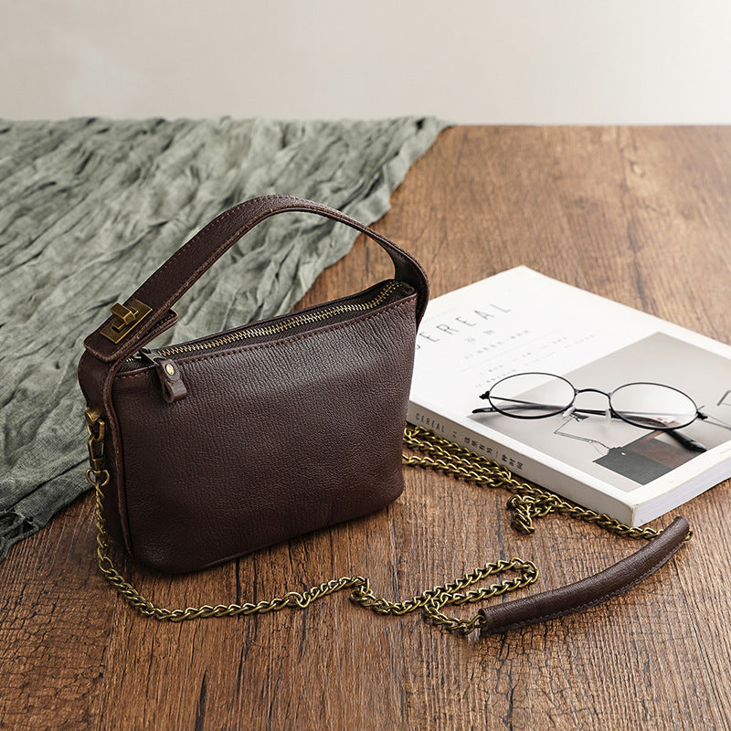 Women's Hand Twist Soft Vegetable Tanned Retro Crossbody Bags