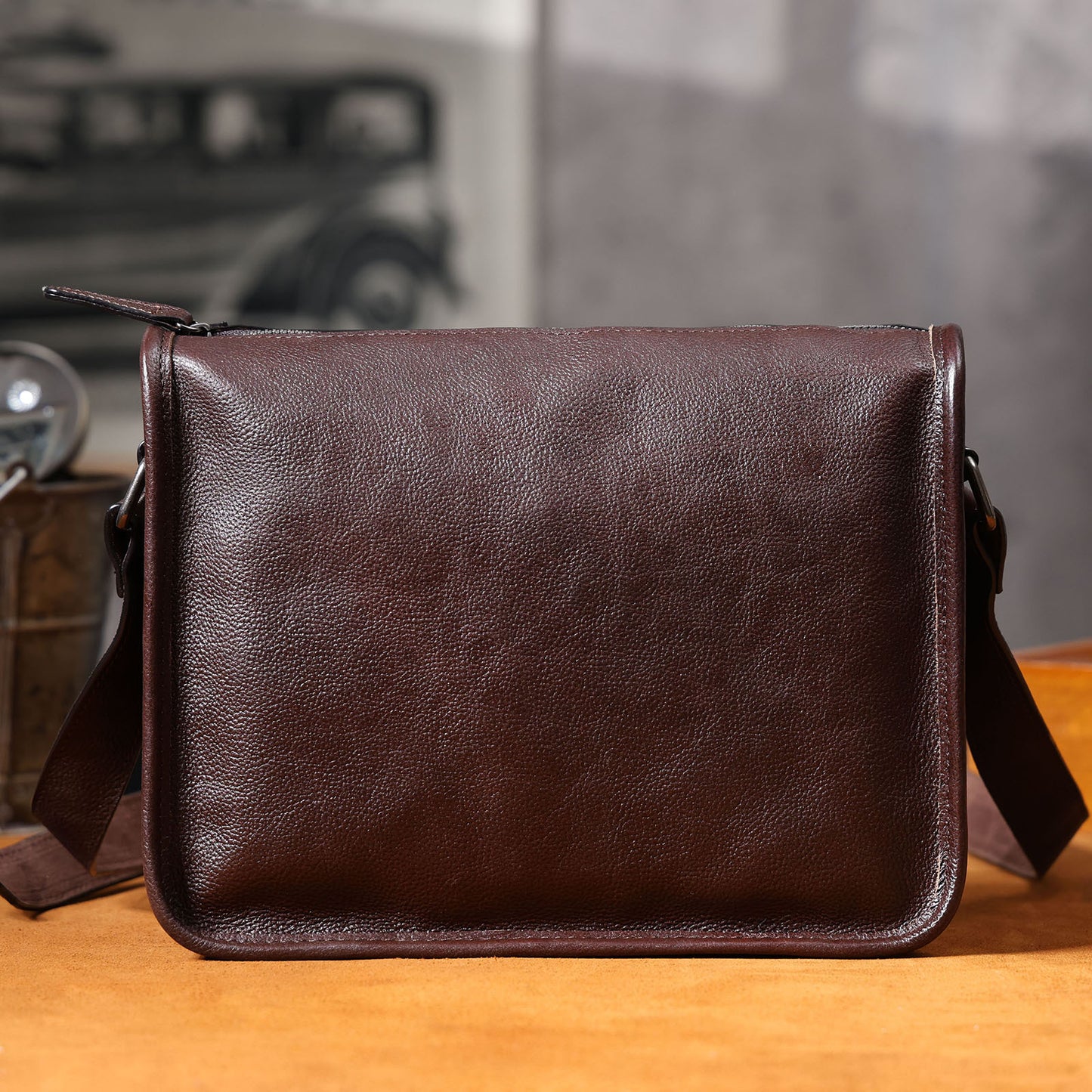 Men's First Layer Cowhide Retro Handmade Vegetable Men's Messenger Bags