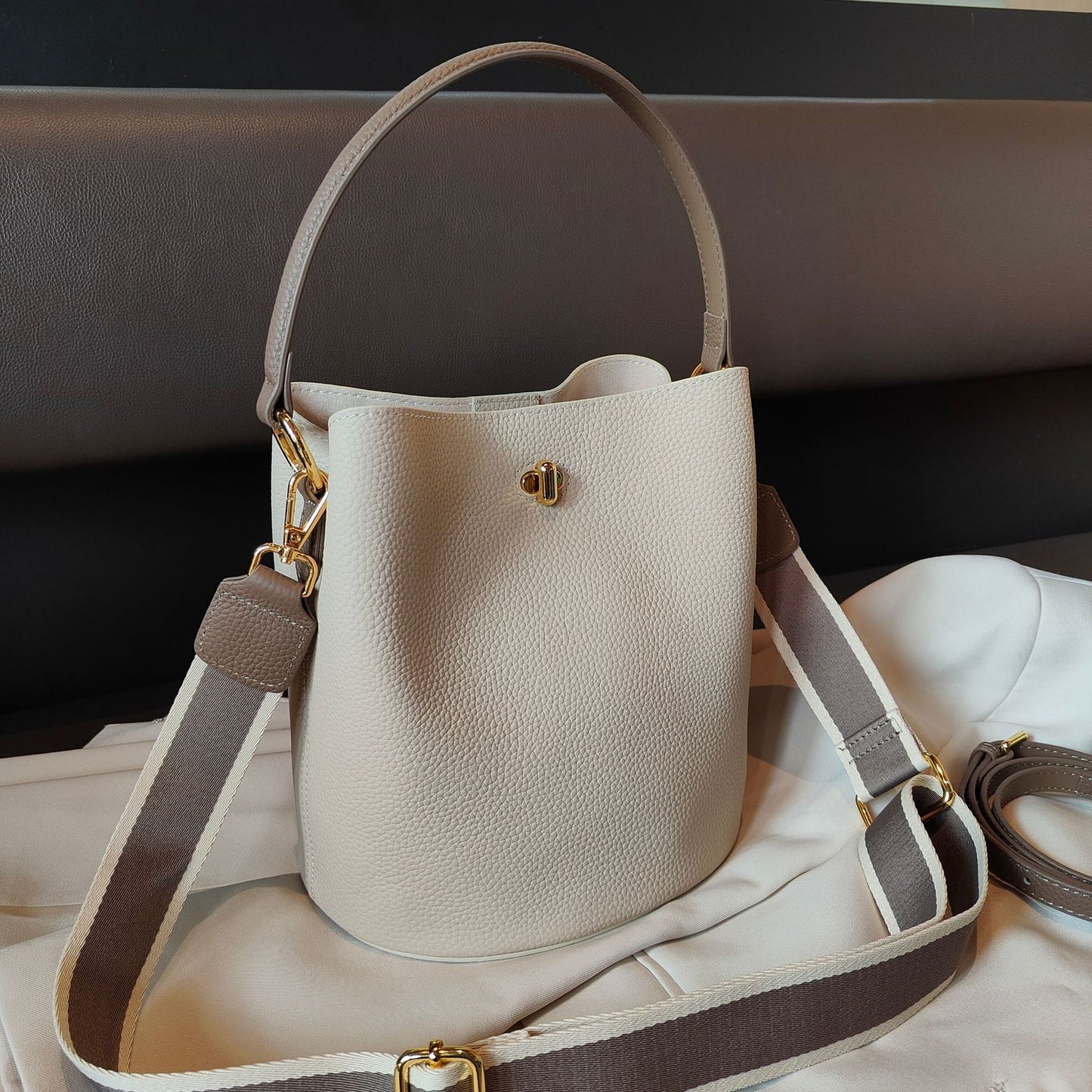 Women's High-grade Trendy Genuine Leather Soft Cowhide Bags