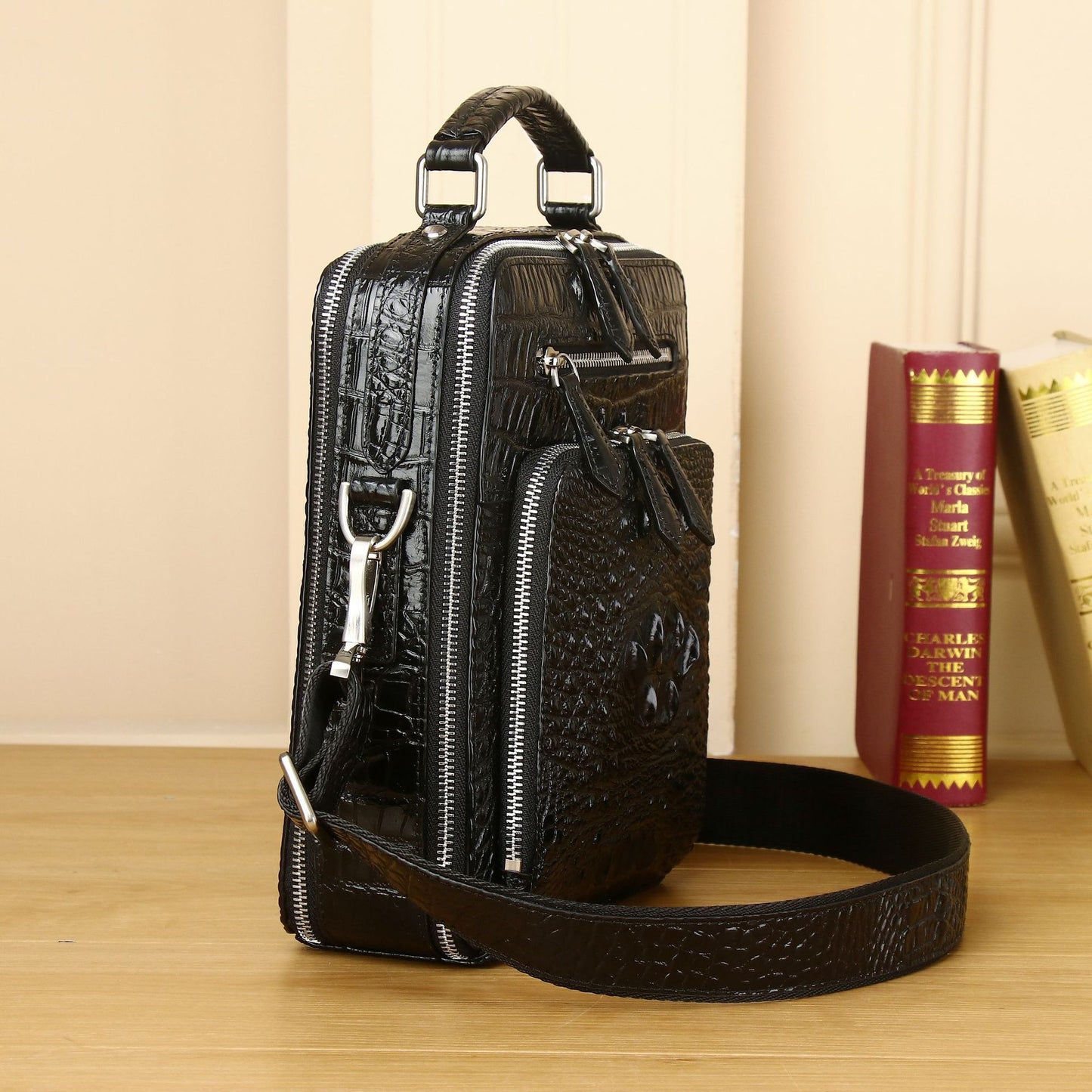 Men's Crocodile Fishbone Pattern Classic Shaping Business Men's Shoulder Bags