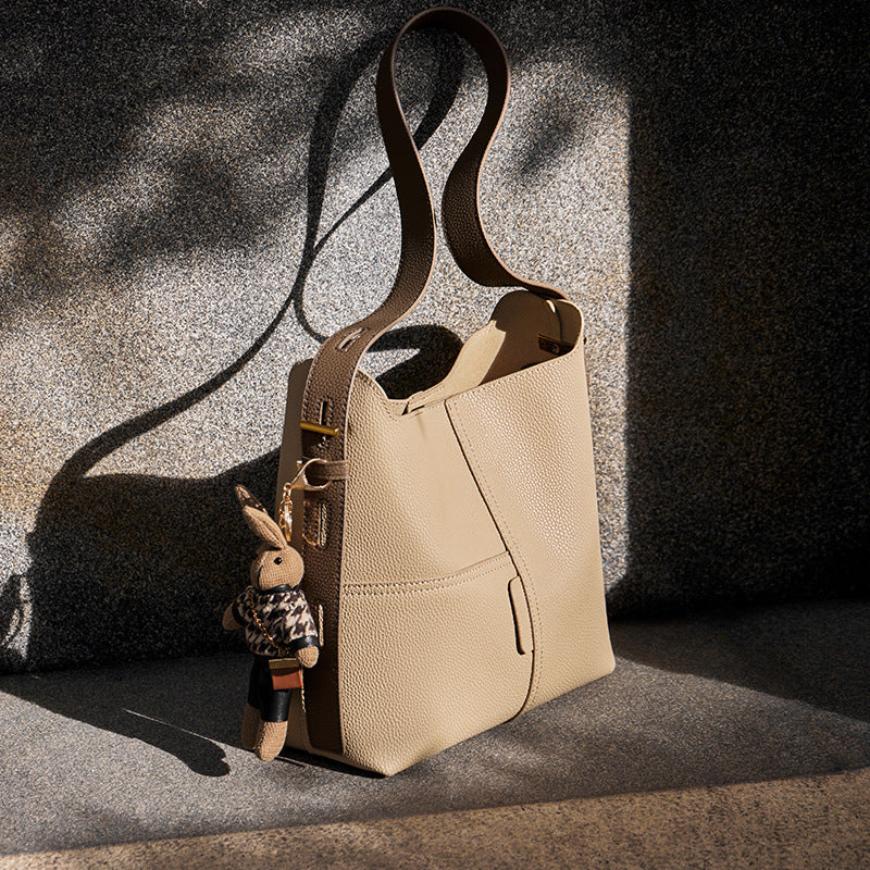 Women's Large Capacity Commuter Genuine Leather Bags