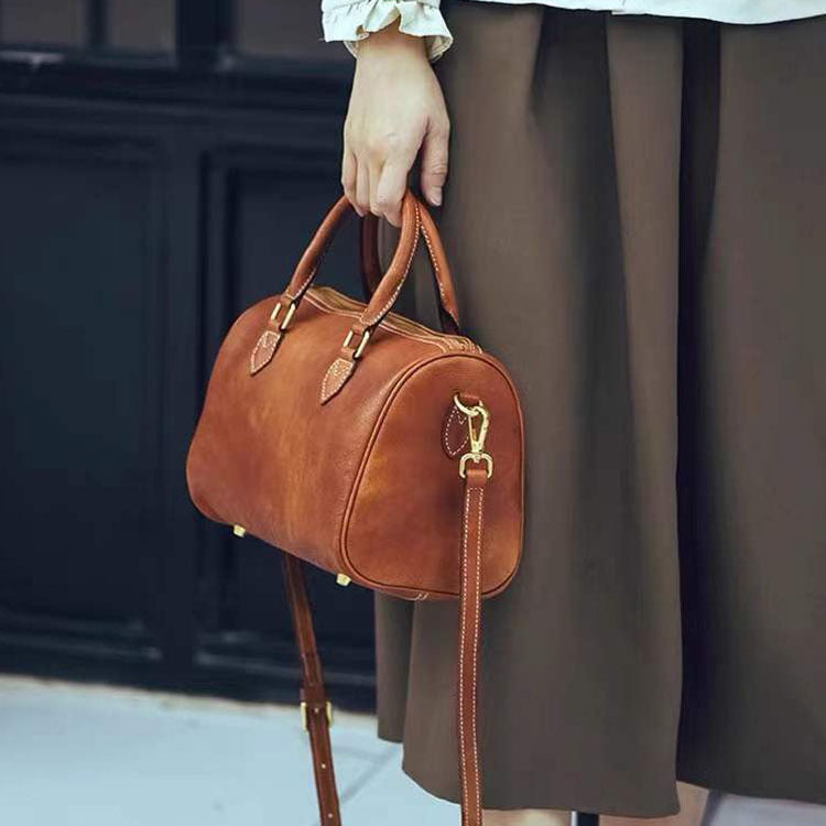 Women's Cowhide Artistic Retro Boston Hand Holding Bags