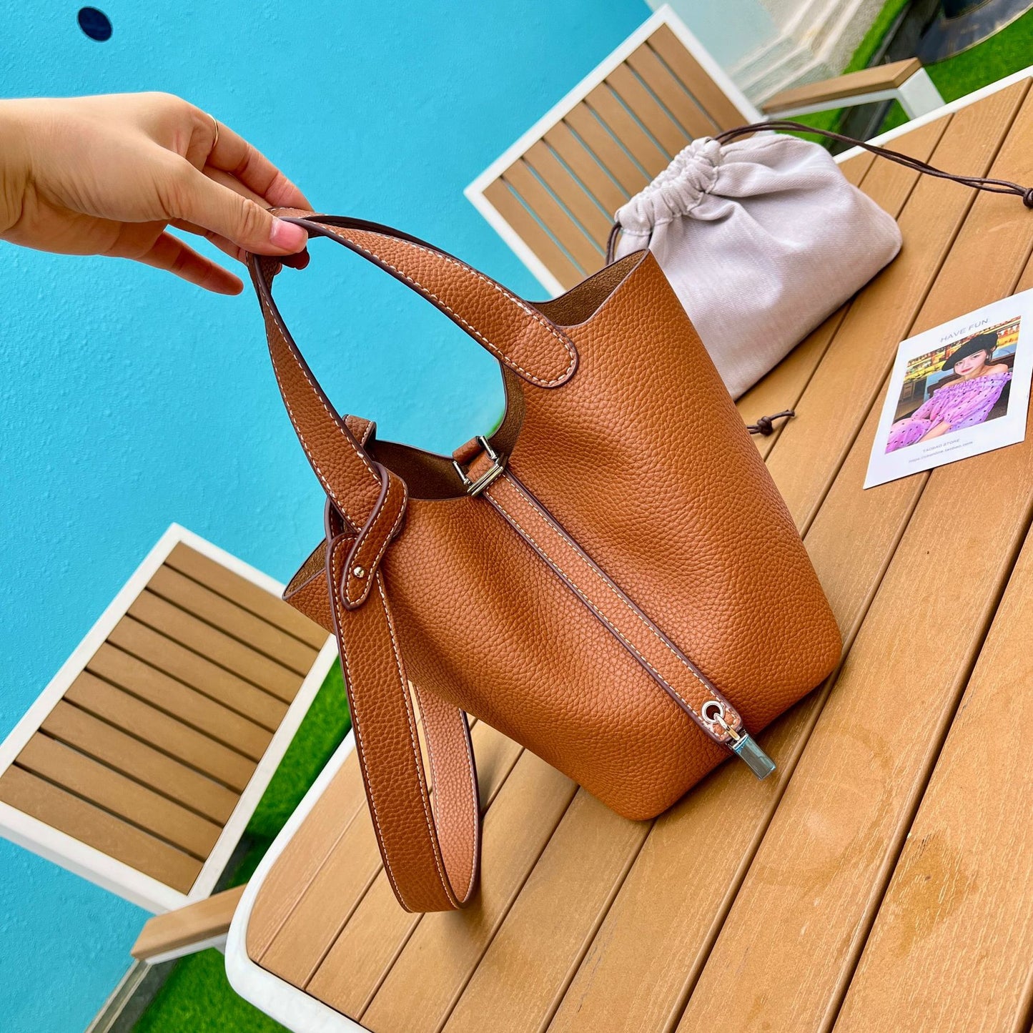 Women's Vegetable Basket Artificial Leather Textured Liner Handbags