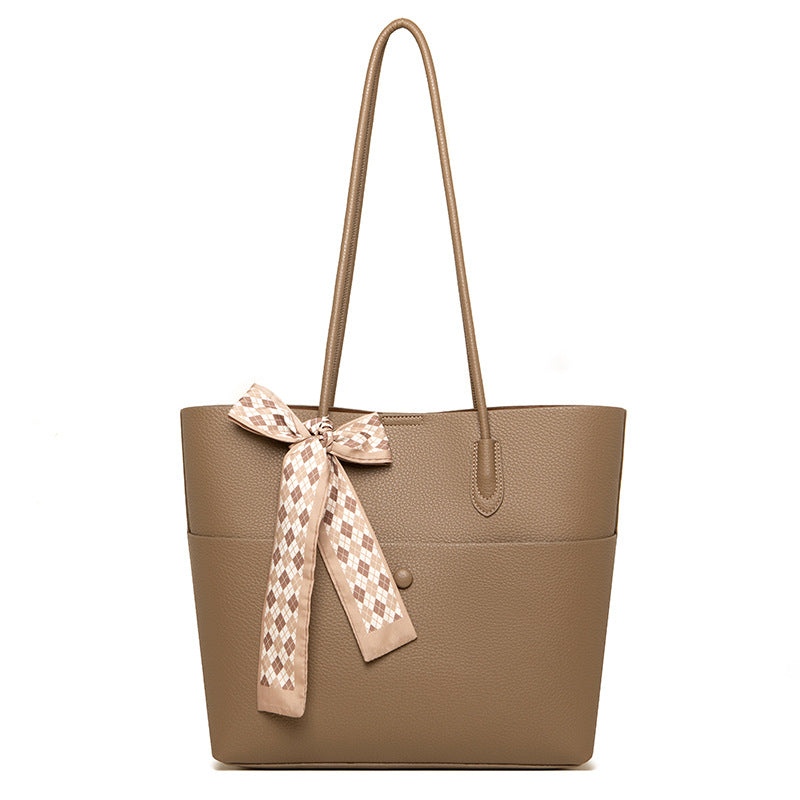 Mother Simple Commuting Leather Free Silk Shoulder Bags