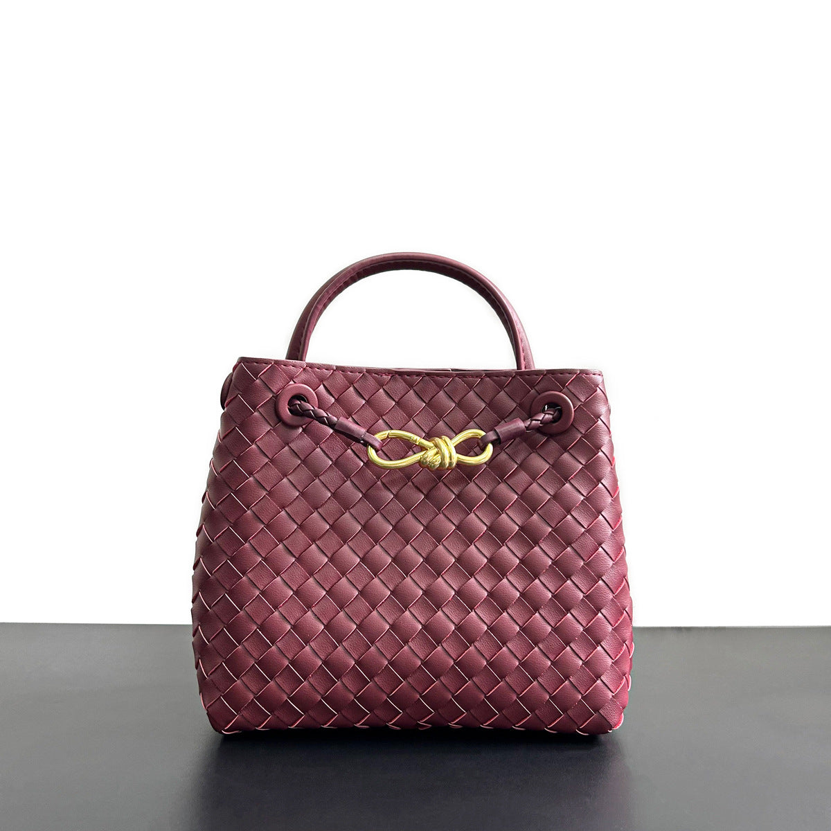 Women's Design Spring Metal Cord Fastener Woven Shoulder Bags
