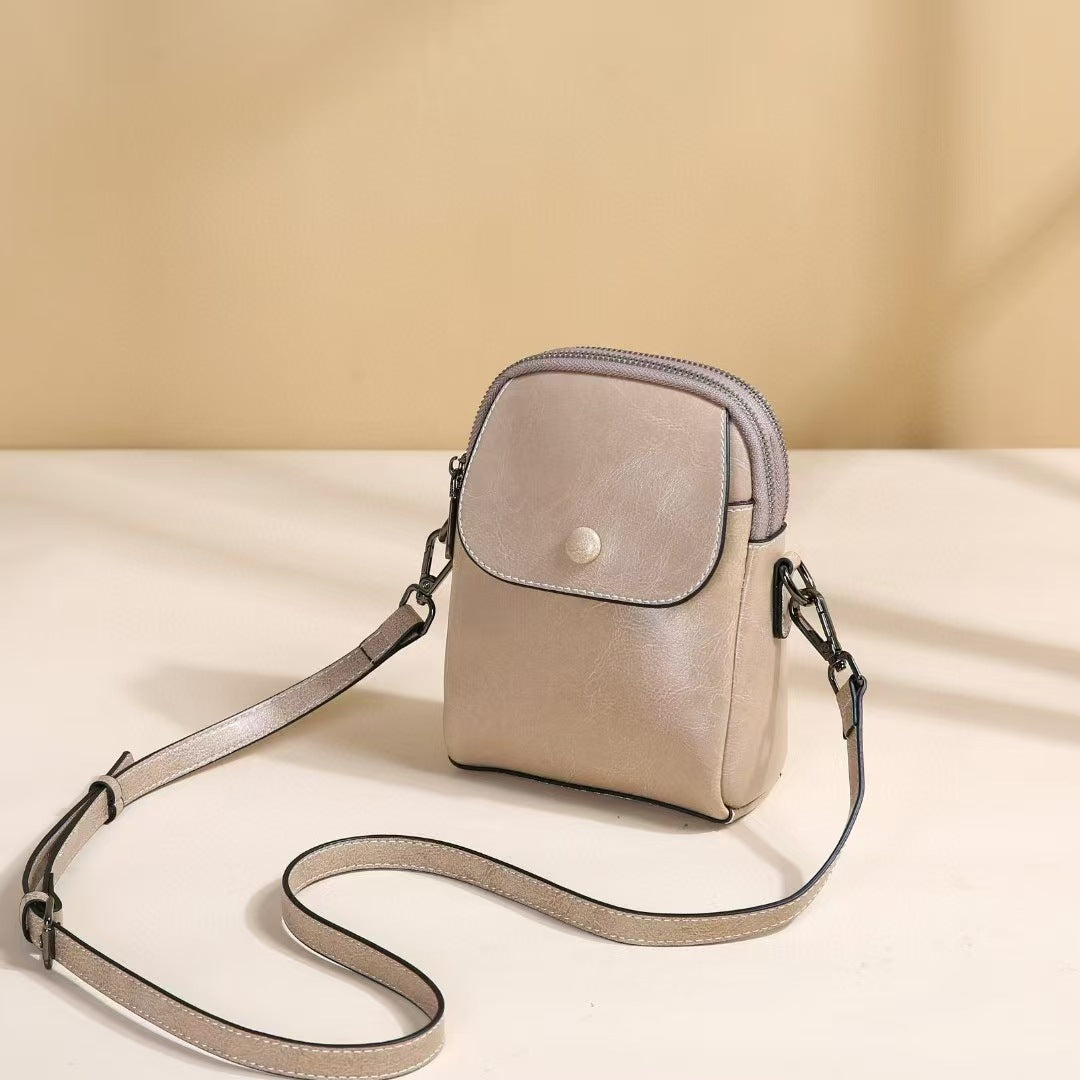 Women's Fashionable Oil Wax Leather Retro Crossbody Bags