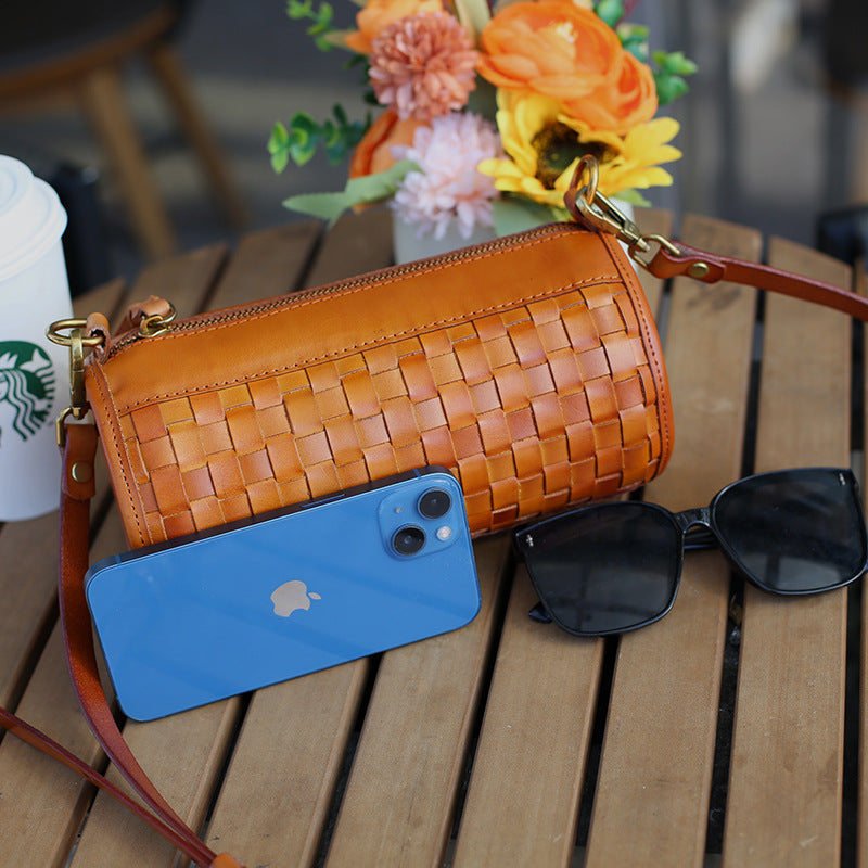 Women's Retro High-grade Niche First Layer Cowhide Handmade Bags