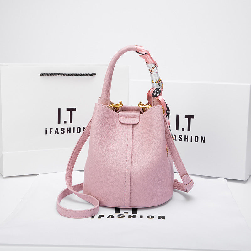 Women's Genuine Leather Niche Vegetable Basket Fashion Bucket Bags