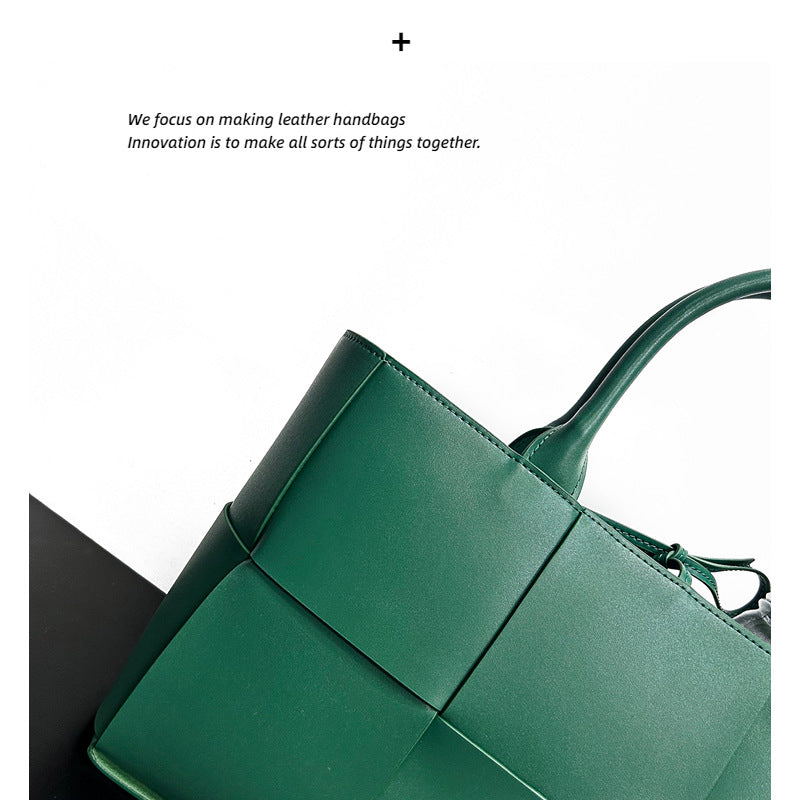 Women's Texture Big Woven Leather Large Capacity Bags