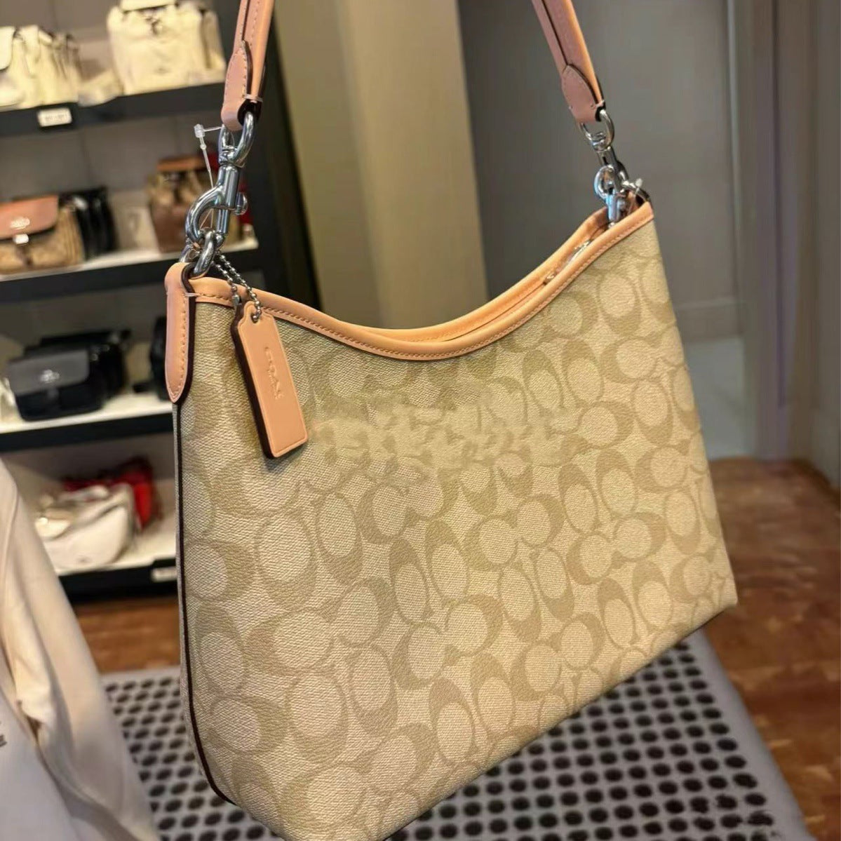 Tea Color Presbyopic Solid Underarm Large Bags