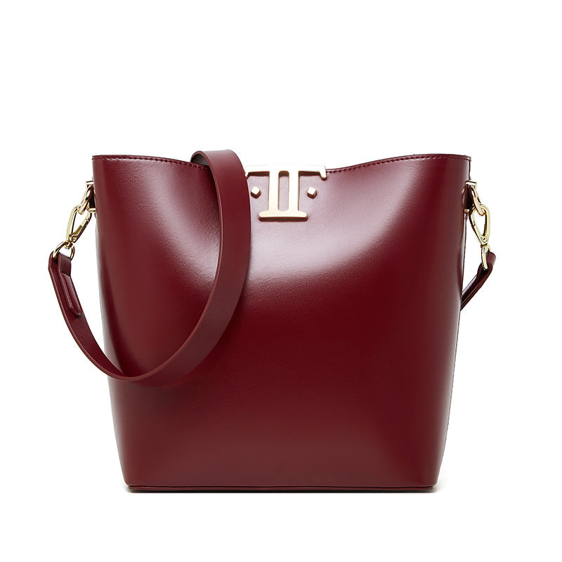 Women's Capacity Commuter Niche Genuine Leather Underarm Crossbody Bags