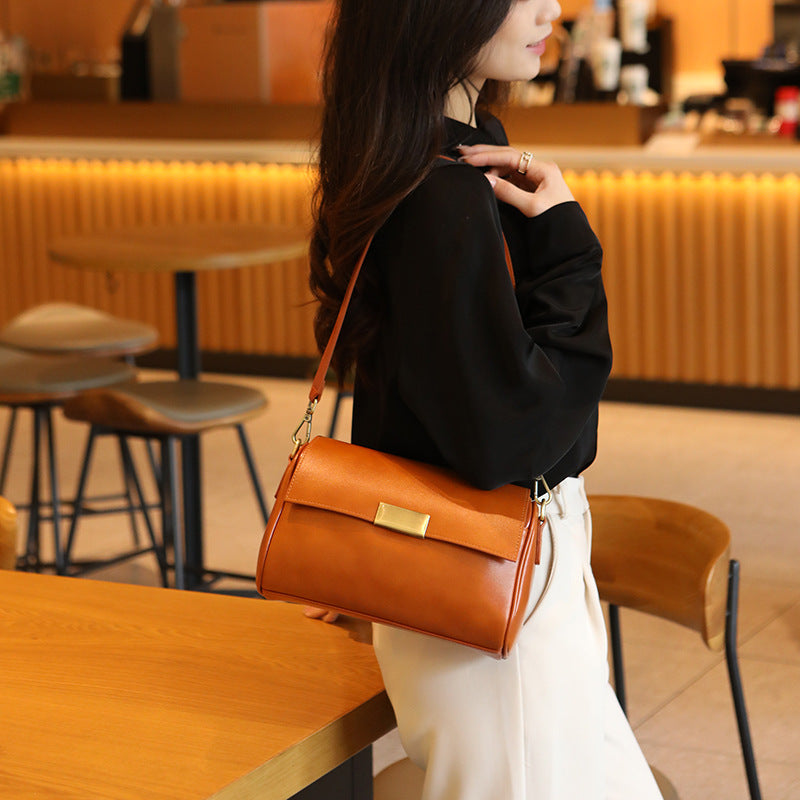 Women's Cowhide Retro Underarm Fashion Advanced Texture Small Square Bags