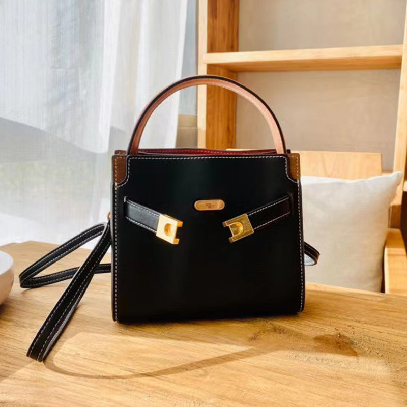 Women's Retro Frosted Hardware Large Capacity Niche Shoulder Bags