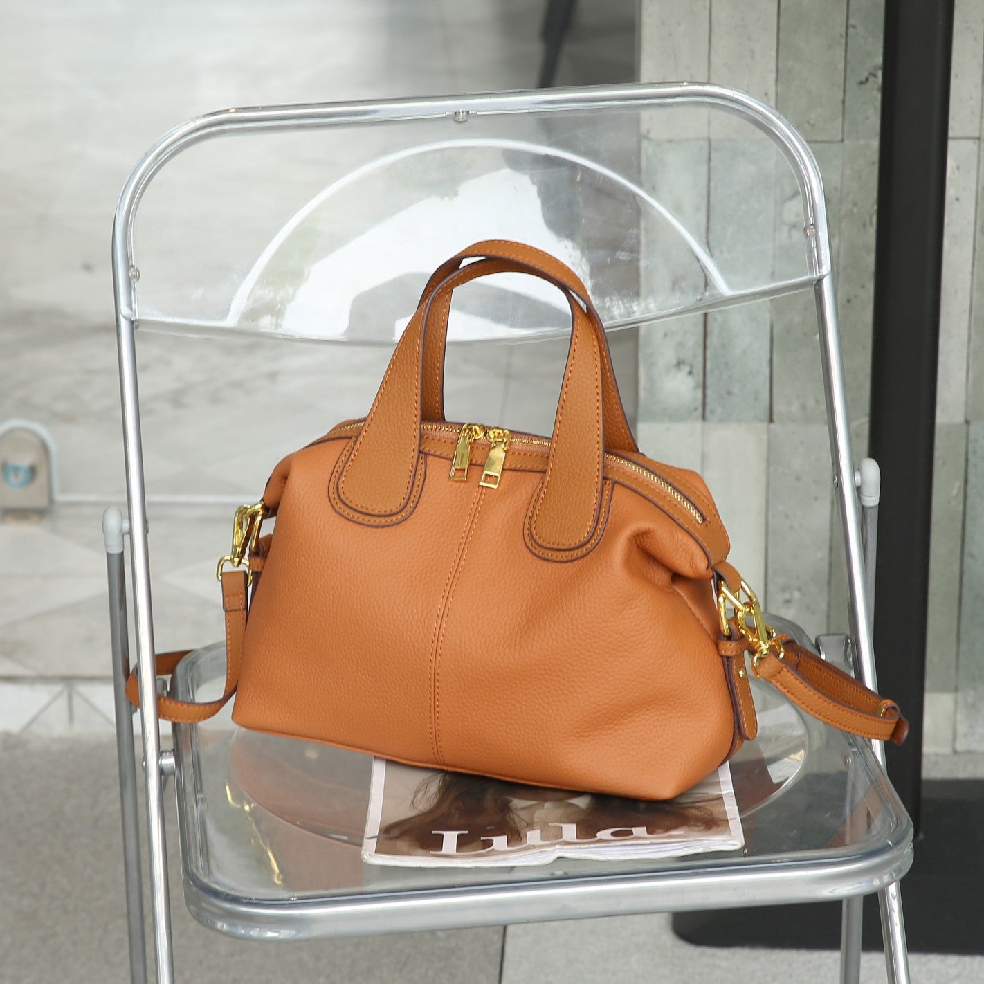 Women's Genuine Leather Cowhide Fashionable Large Capacity Handbags