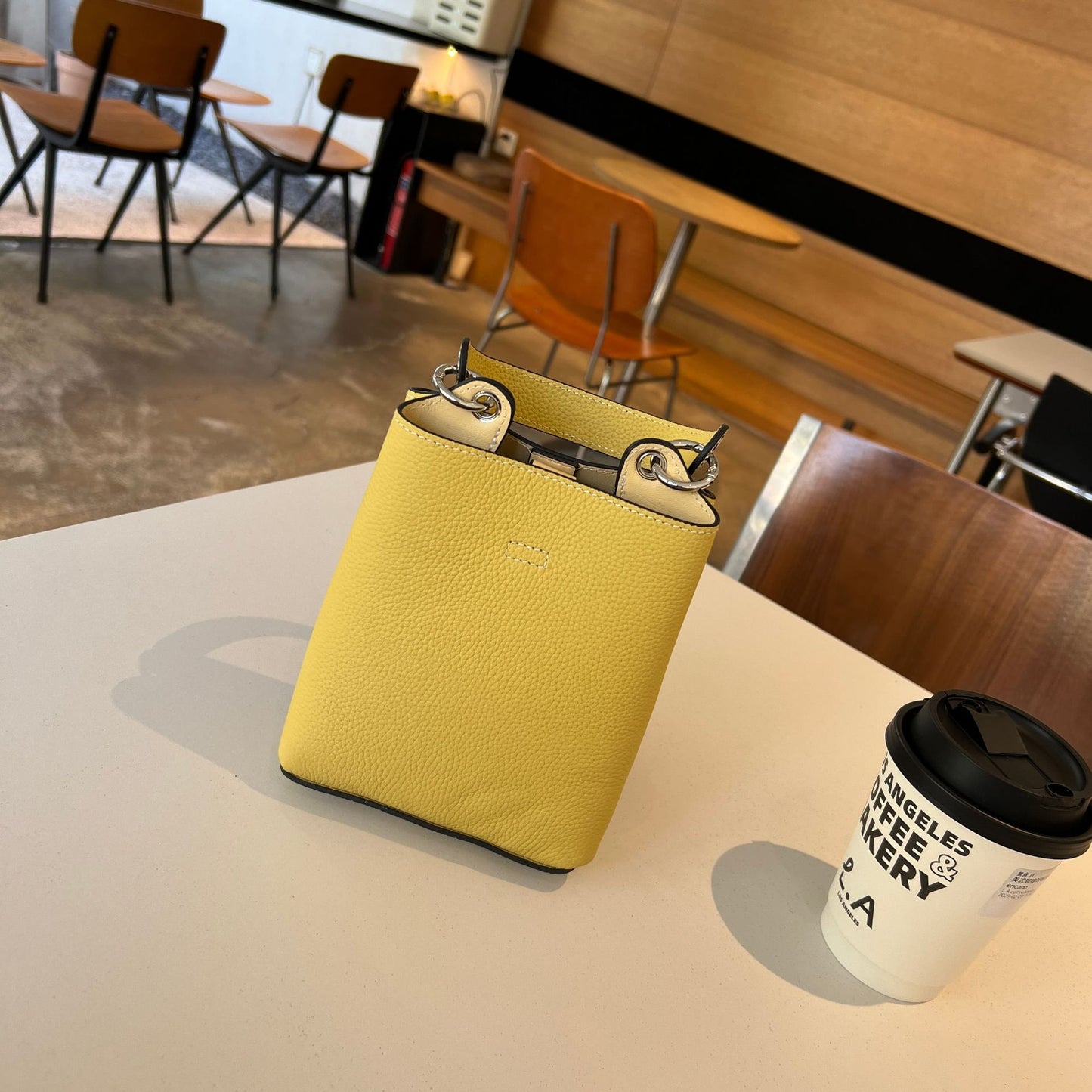 Women's Contrast Color Top Layer Leather Mini Phone Bags