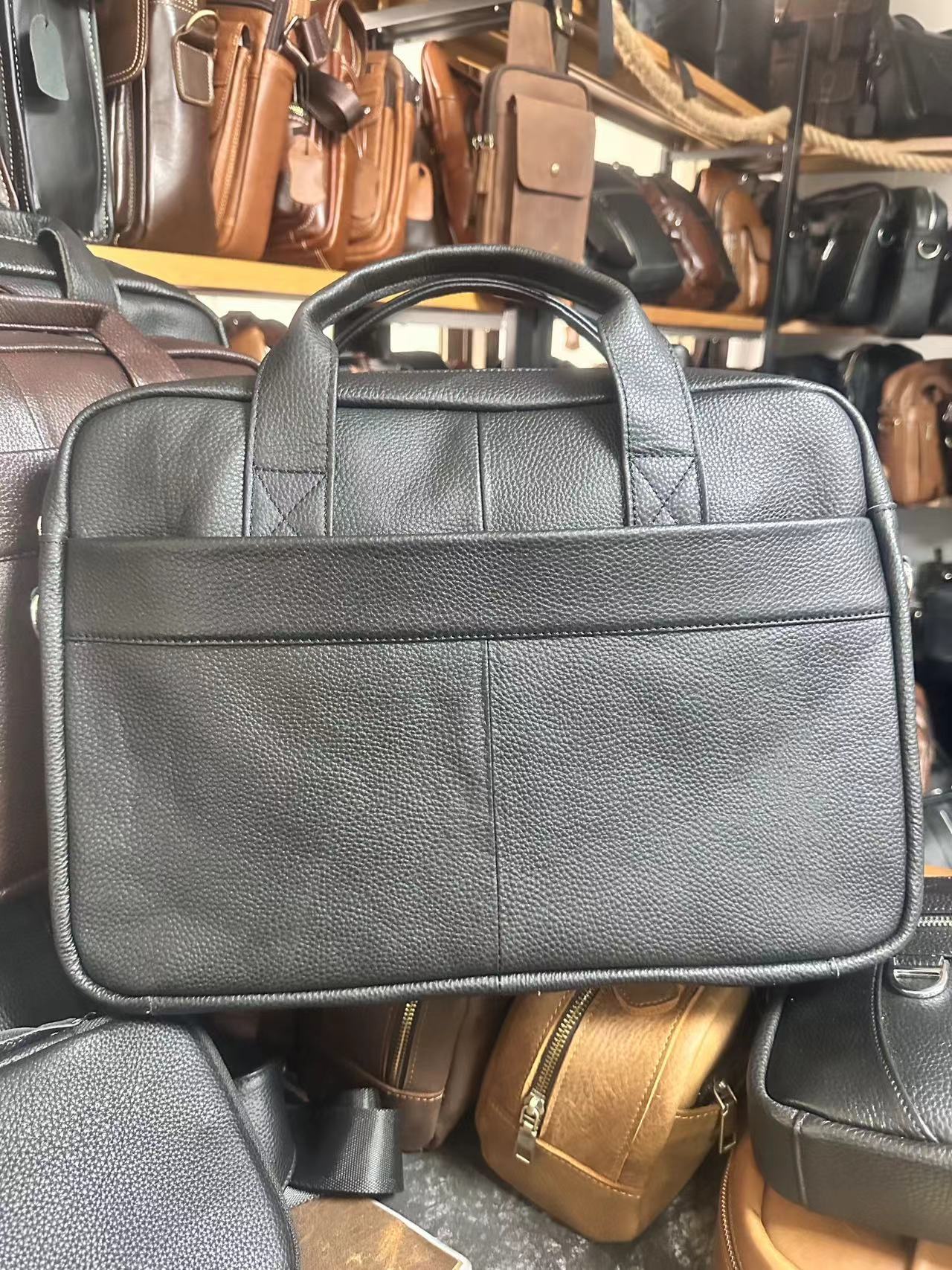 Men's Business Genuine Leather Retro First Layer Men's Briefcases