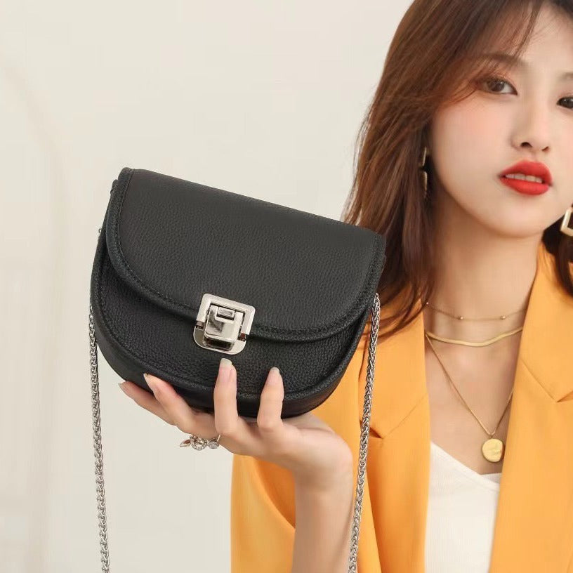 Advanced Texture Design Saddle Summer Soft Shoulder Bags
