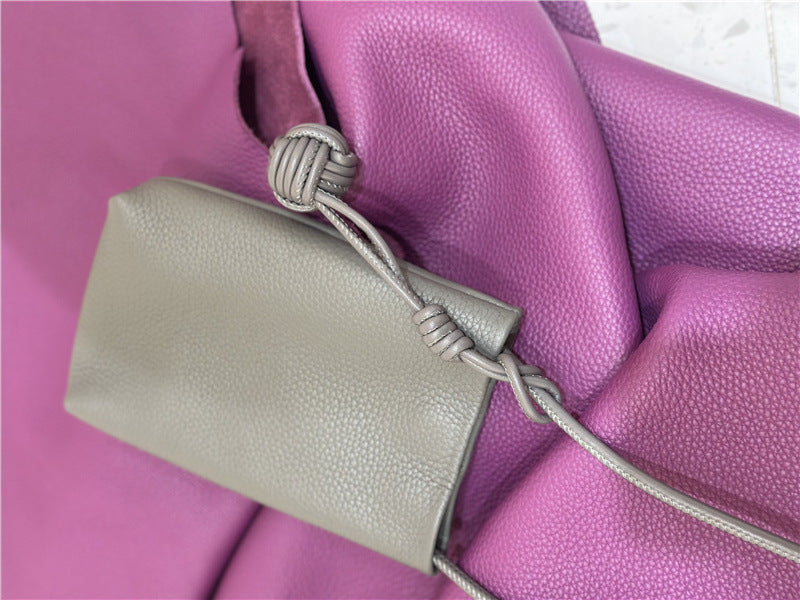 Women's Woven Ball Mobile Leather Mini Simple Phone Bags